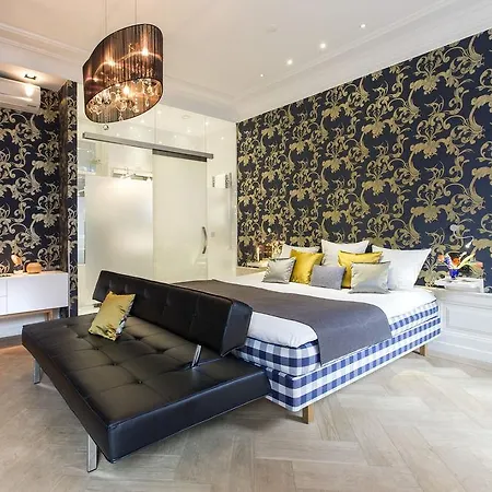 Canal Hotel Amsterdam