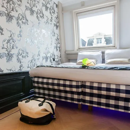 Hotel Canal Amsterdam